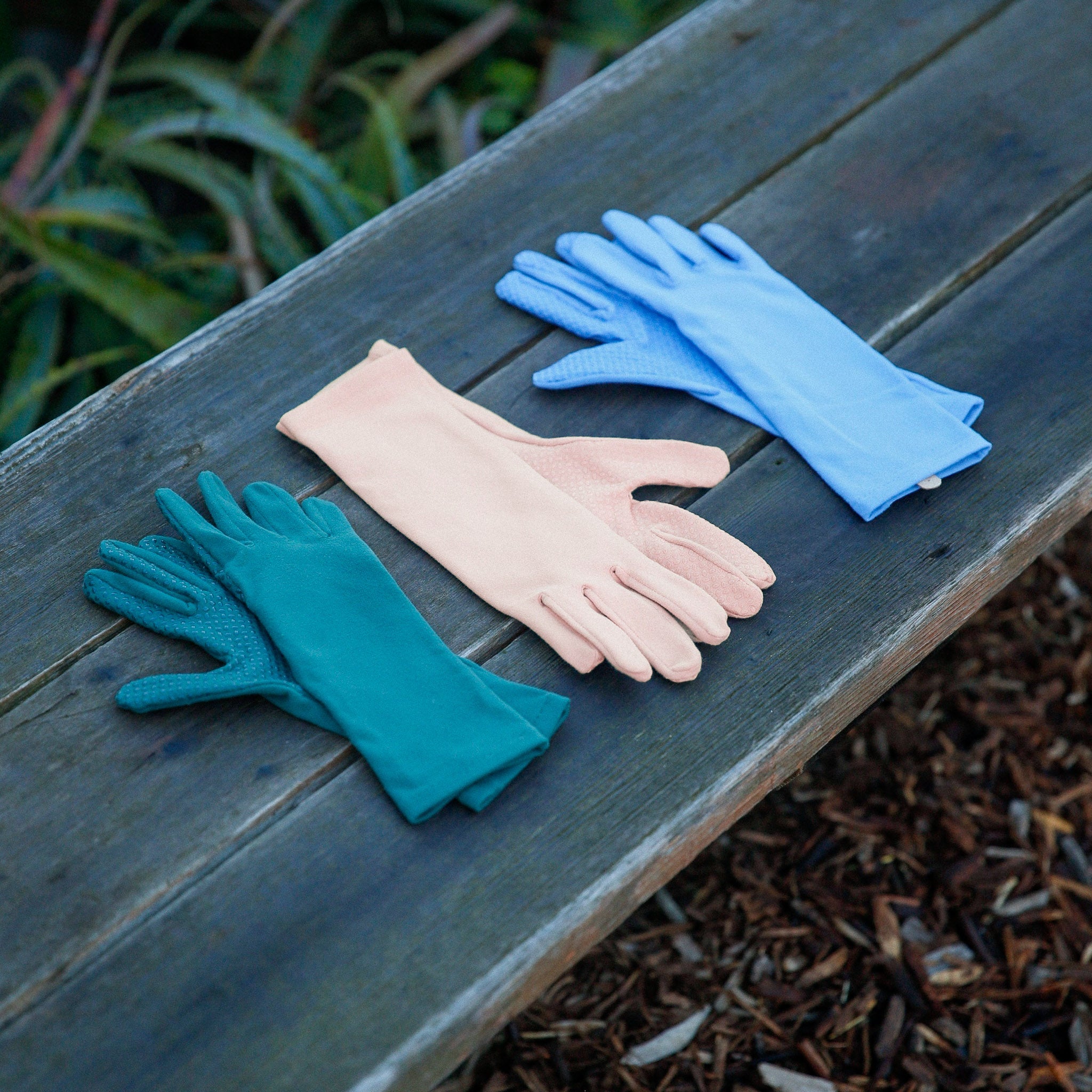 mid rise gloves