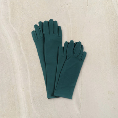 higarden high rise and mid rise gardening gloves in ferngully green side by side on limestone